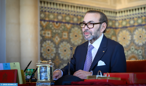 جلالة الملك يترأس مجلسا وزاريا